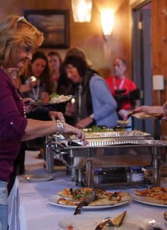 Restaurants On Lake Norman Lakefront Waterfront Dining Group Friendly Restaurants