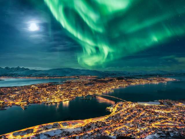 Facts about the northern lights in Norway Science and myth