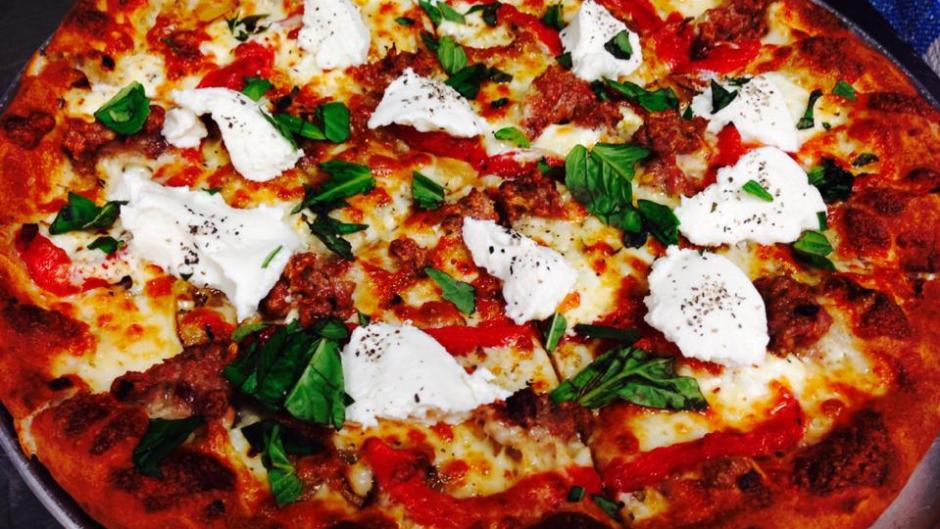 Top Places For Pizza In Grand Rapids Local Pizza Favorites