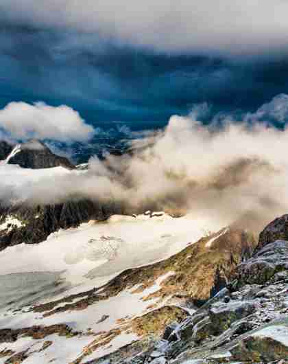 Store Skagastølstind, Årdal