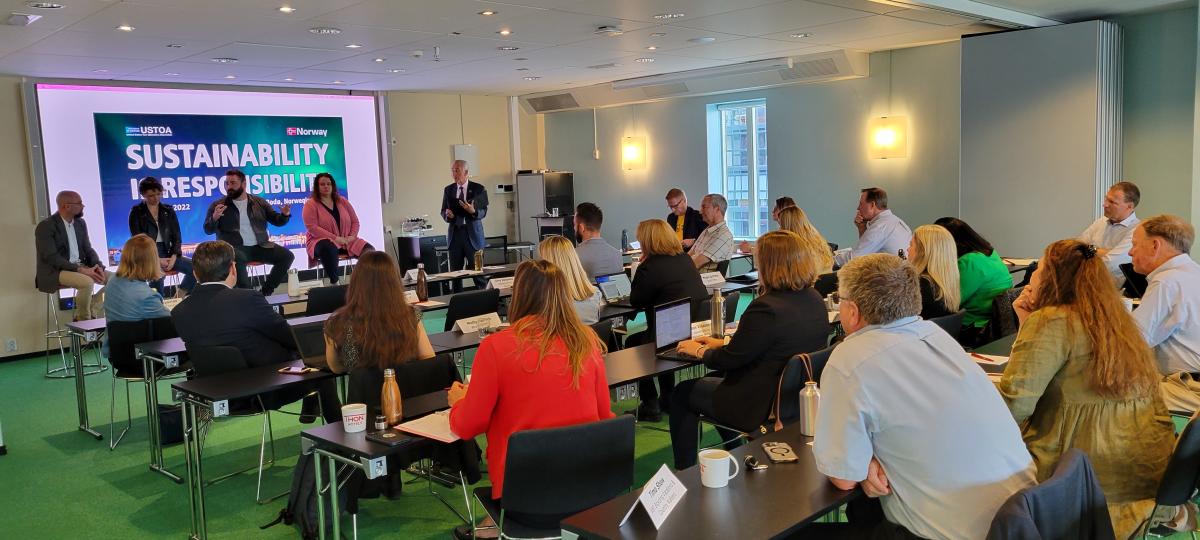 SIR konferansen i Bodø i mai 2022 og deltagerne der. Samarbeid med USTOA.