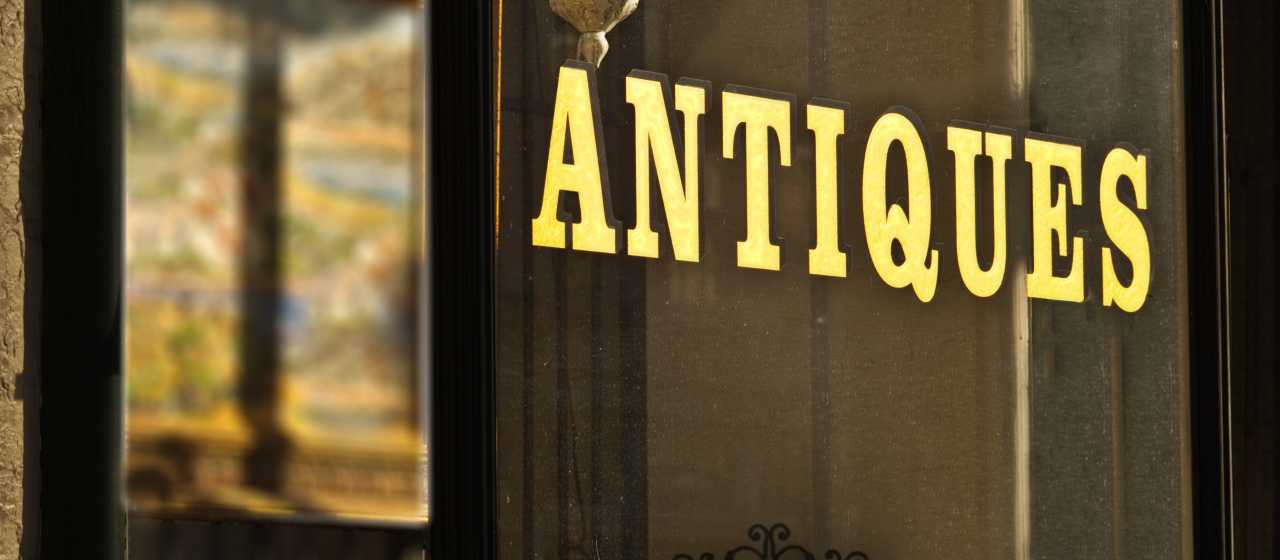 Antiques}