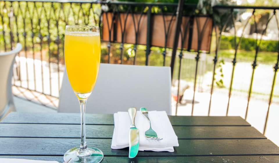 New Orleans Bachelorette Party Ideas, Itinerary, Restaurants, Hotels