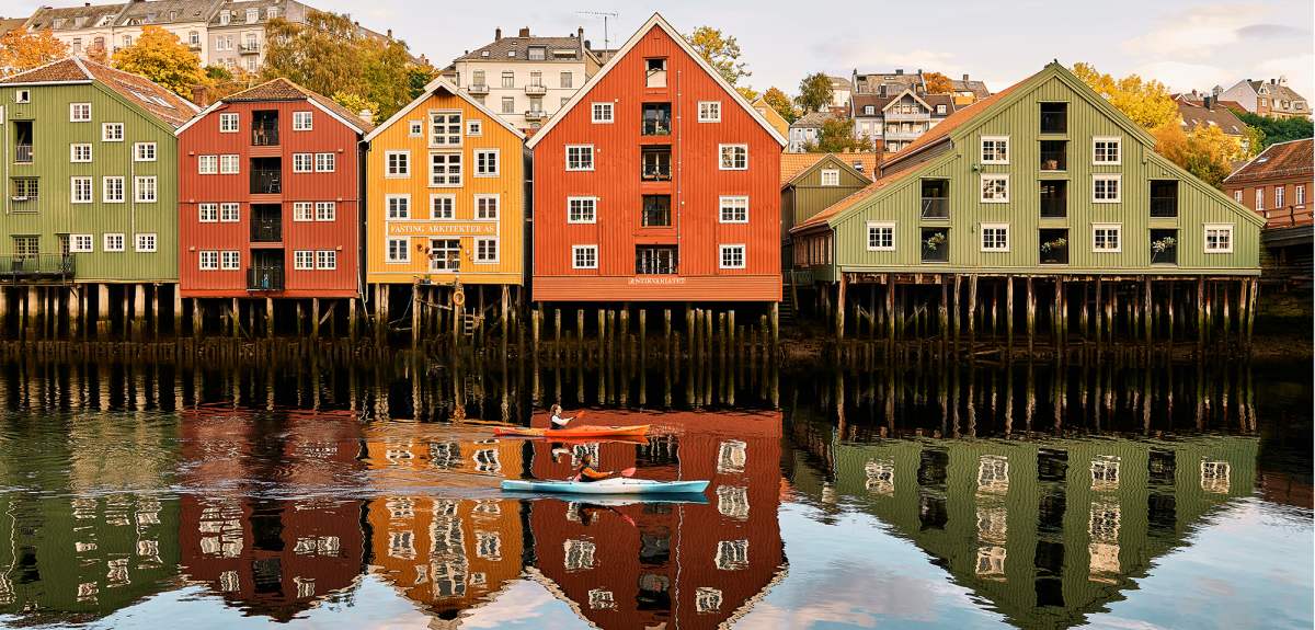 Plan your trip to Trondheim in Tr?ndelag and go kayaking on River Nidelva