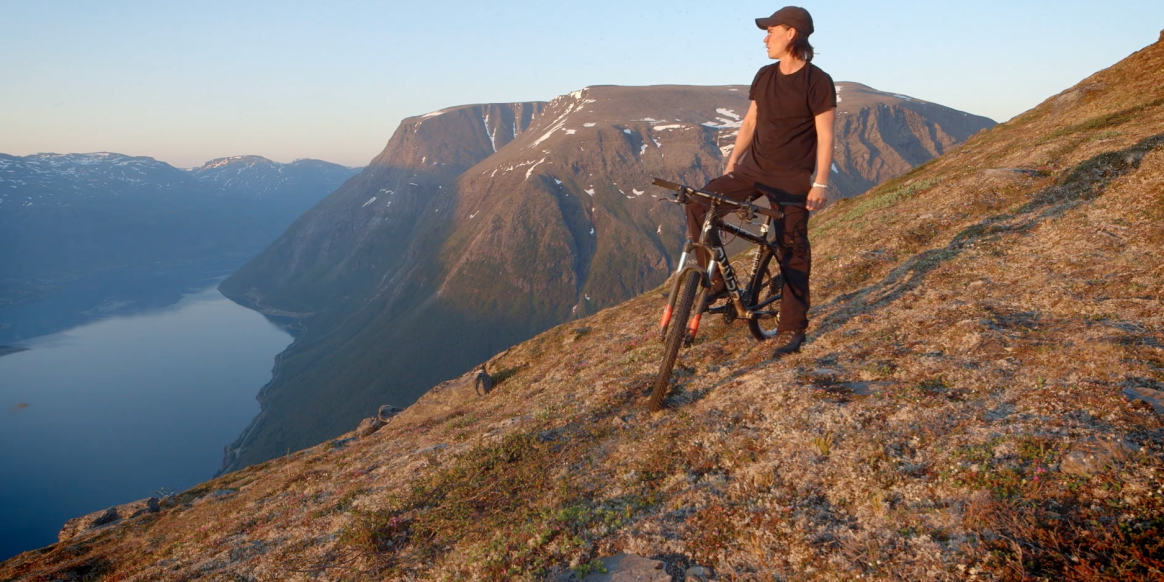 A seasami tale - Mearrasámi muitalus- Et sjøsamisk eventyr