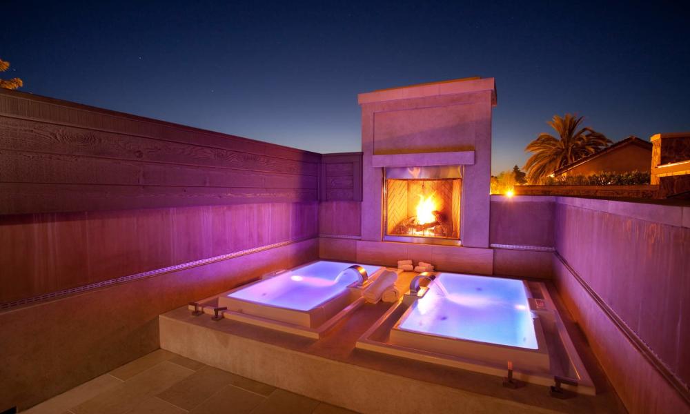 Seven Places To Stay In The Napa Valley Visit If Romance Is On Your Mind Making A Day Trip To The Napa Valley Might Not Be Enough Whether It S Special Occasion Or Just Some Time Out With One