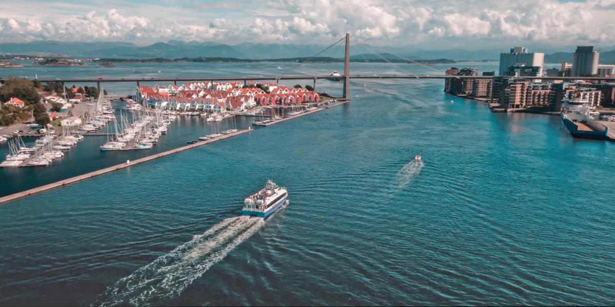 A ferry sailing towards Stavanger city centre