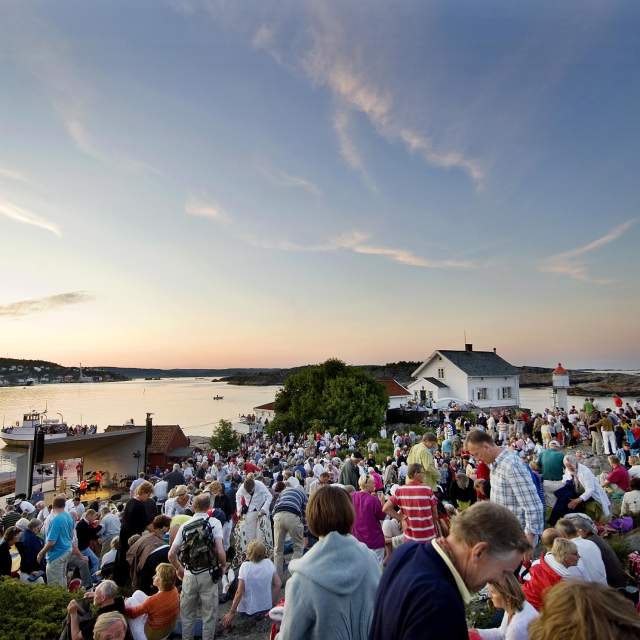 Risør | Trähus, Trebåtfestivalen, vattensport