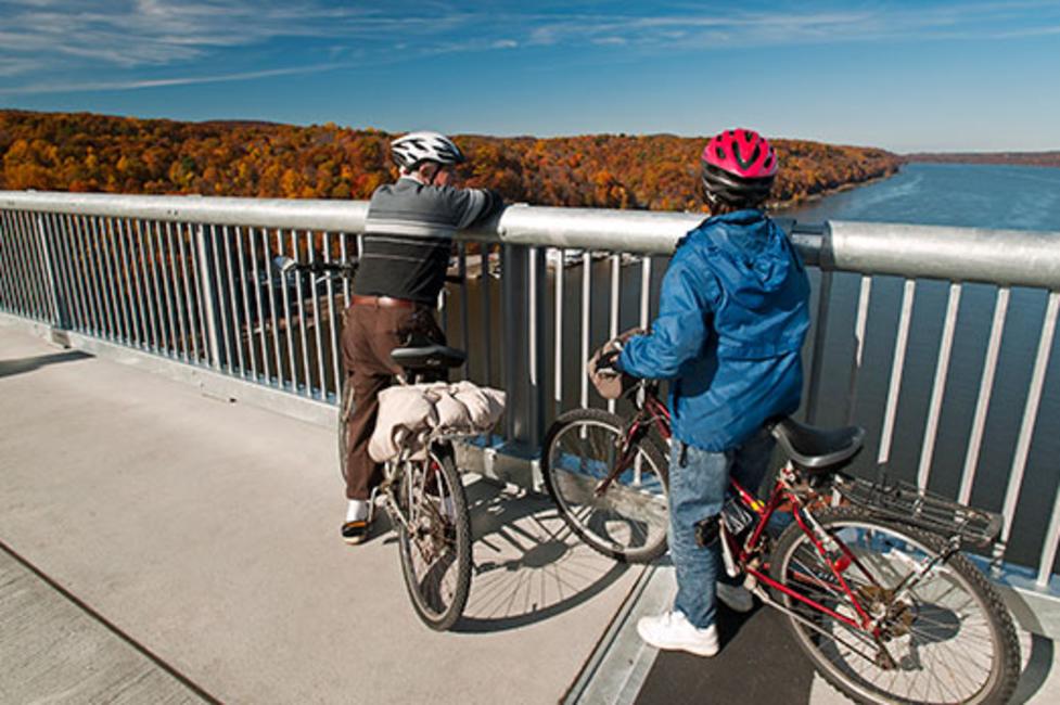 I love ny amtrak discount NEW YORK STATE - Save 15% on trains *WITHIN* New York, plus to/from Montreal Amtrak Promo Code: Book at layoffider.ml: See New York and Save (I LOVE NY) Expiration: Book by May 26,