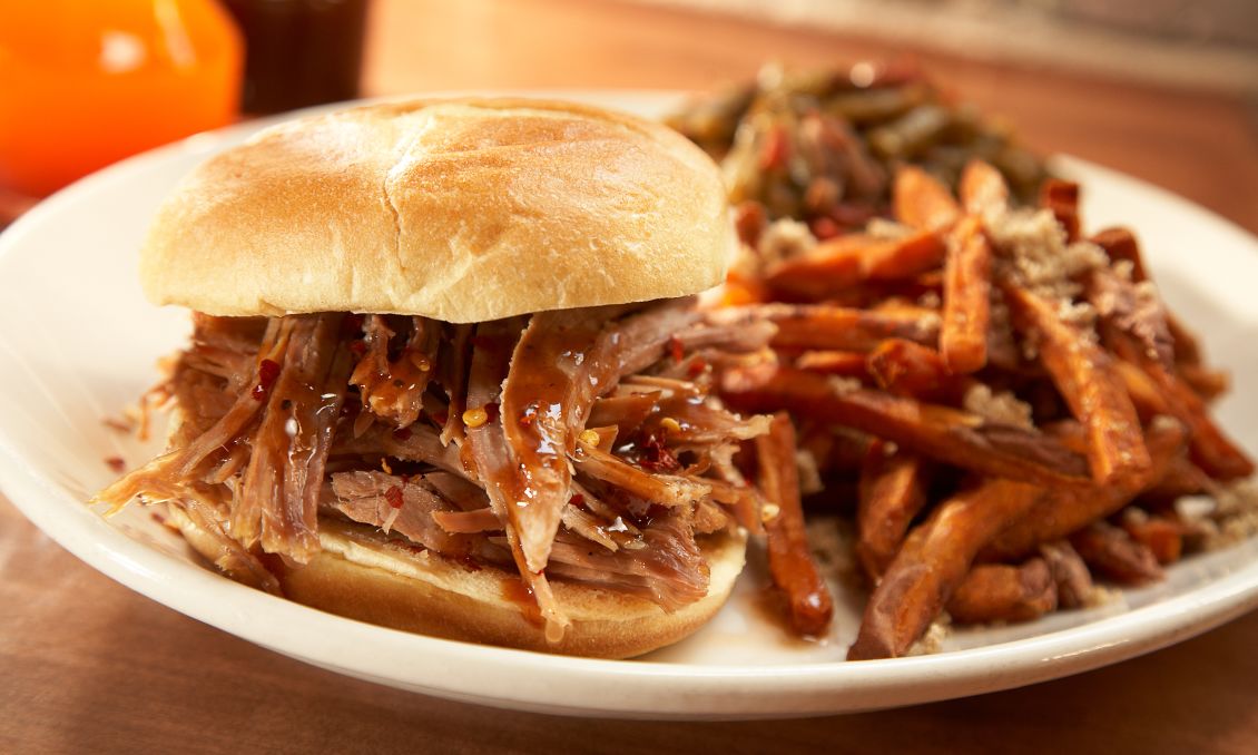 Raleigh N C American Restaurants Burgers Hot Dogs Fried En Barbecue
