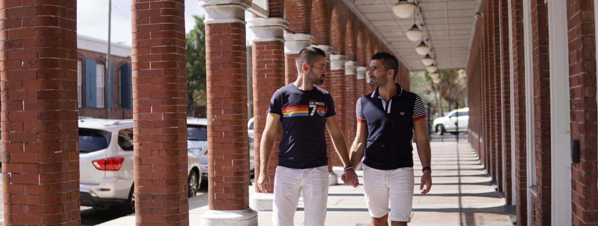Free tranny cumming preview movies Black monster gay cock
