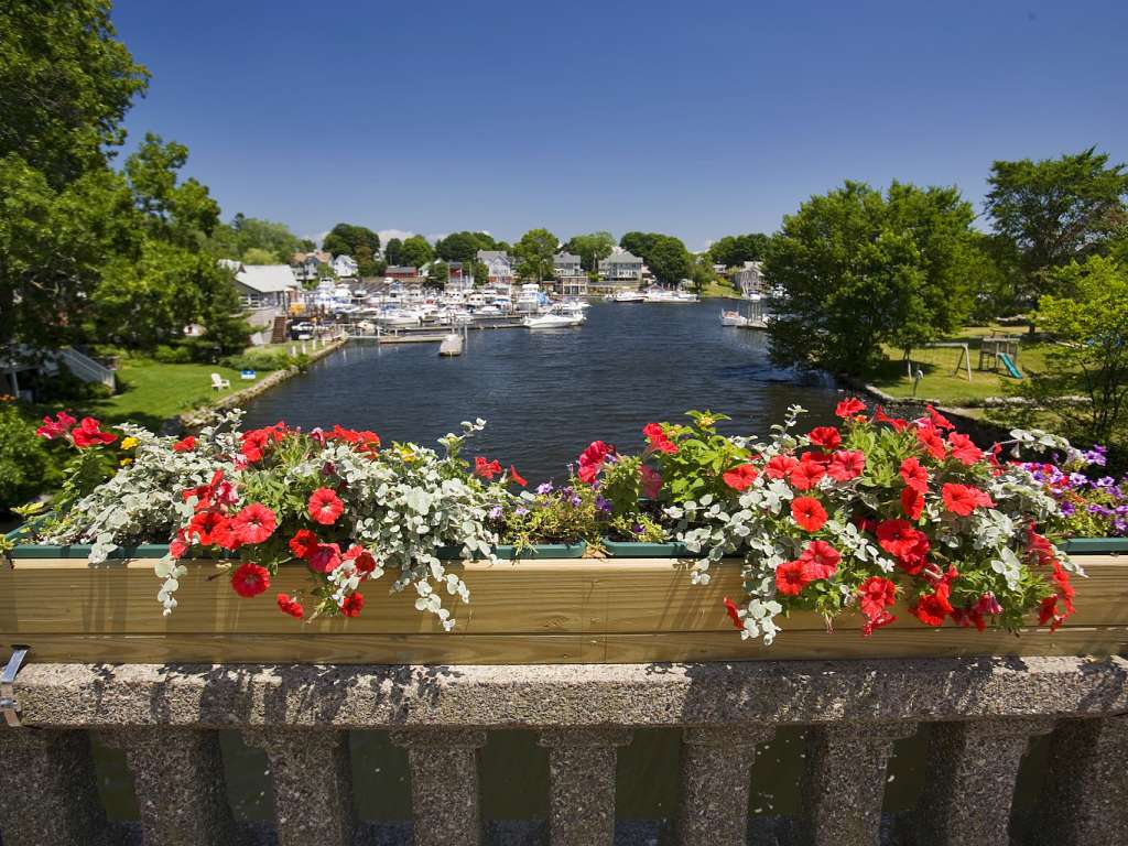 Rhode Island Visitor Information Newsletter Travel Tips