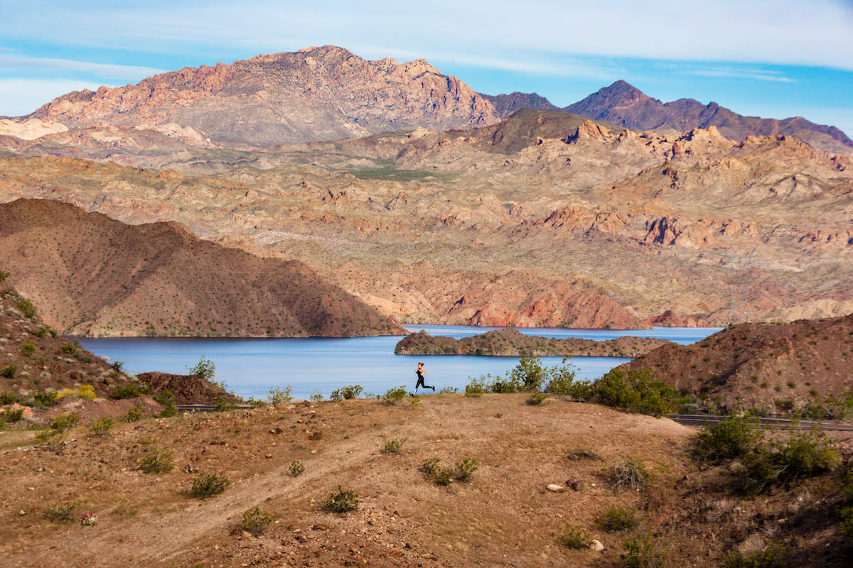 Jogger Lake Mead Laughlin
