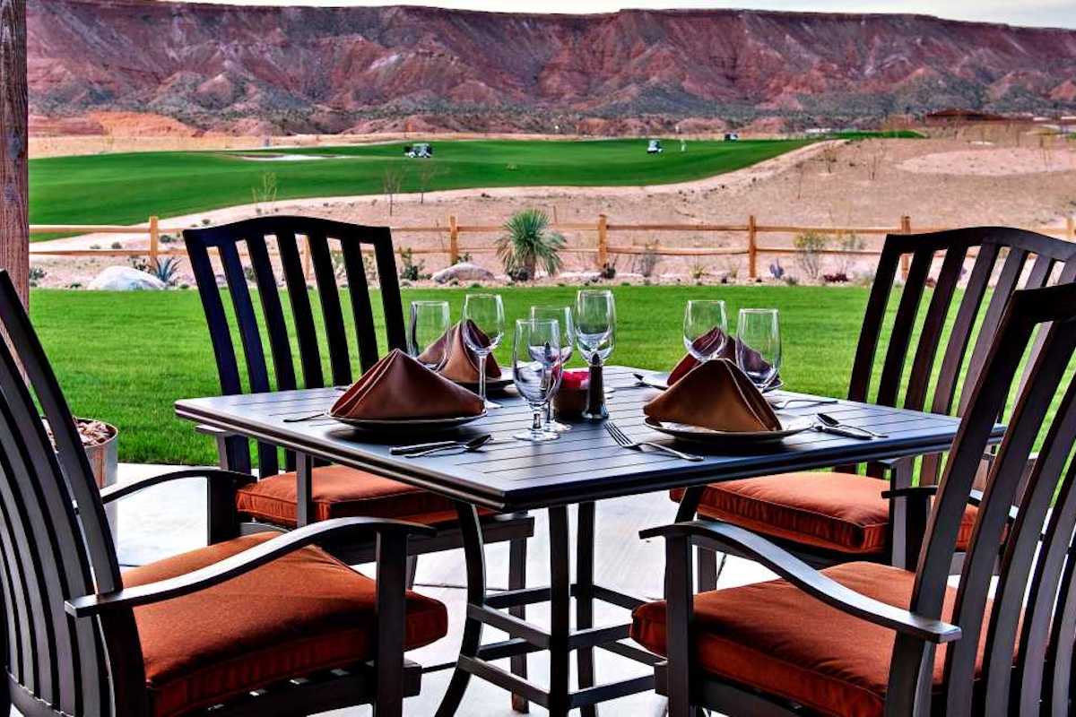 Enjoy the stunning views and delicious food at 1880 Grille at Conestoga Golf Club in Mesquite Nevada.