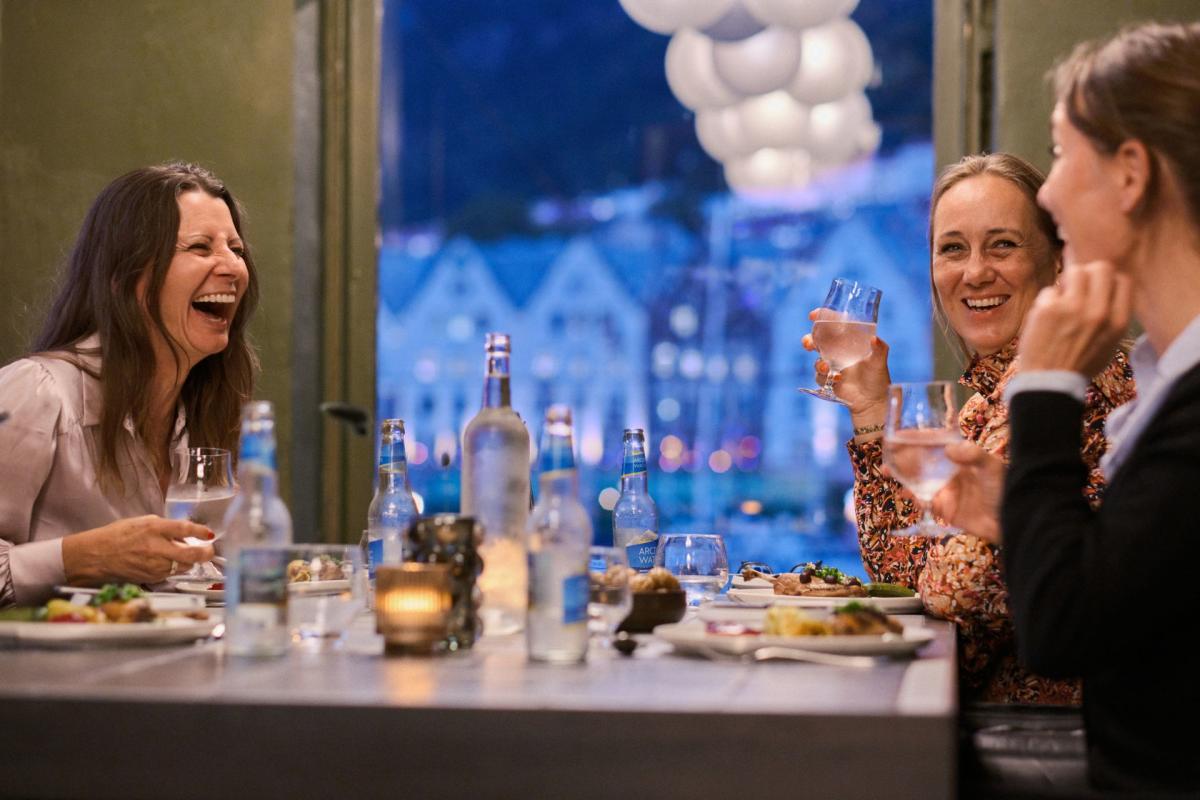 Female friends dining at a restaurant_City break