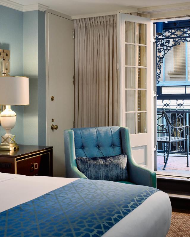 Bourbon Street Balcony Hotels