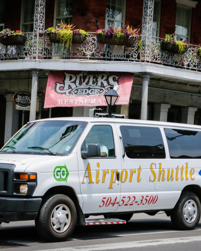 airport shuttle new orleans