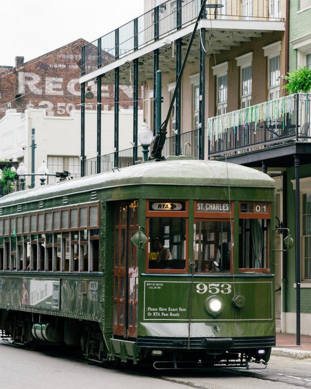 Central Business District Downtown New Orleans Clic New Orleans Tails Streetcar Downtown Central Business District