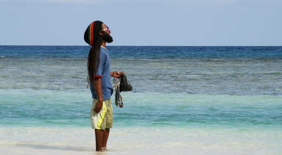 Resultado de imagen para jamaican people beach