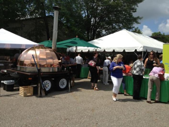 Standard Pizza Food Truck
