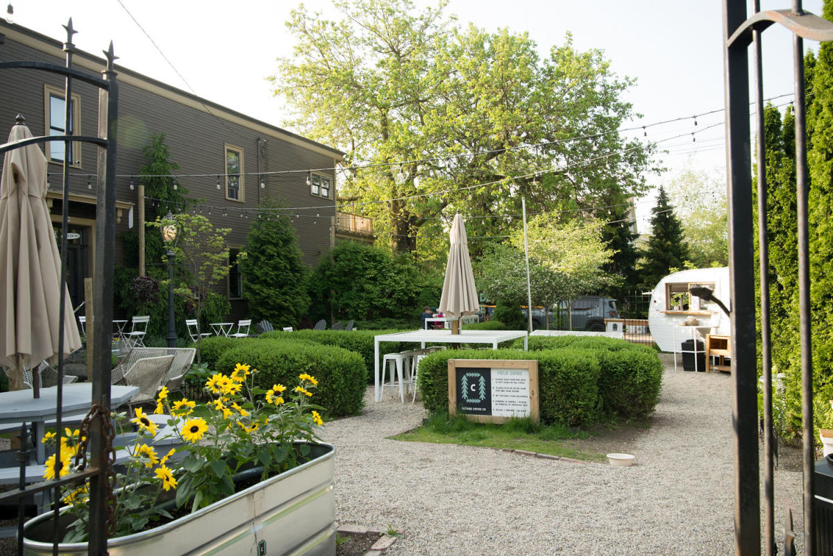 Coffee Shops in Grand Rapids with Outdoor Seating ...