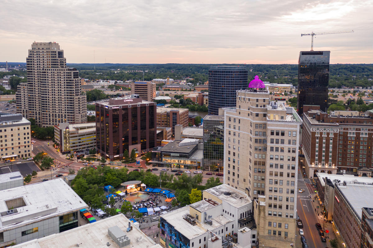 Fun Affordable Things To Do Grand Rapids Michigan