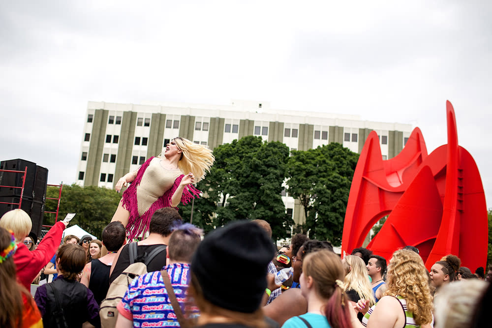 A Drag Queen Christmas brings holidaythemed drag show to Grand Rapids
