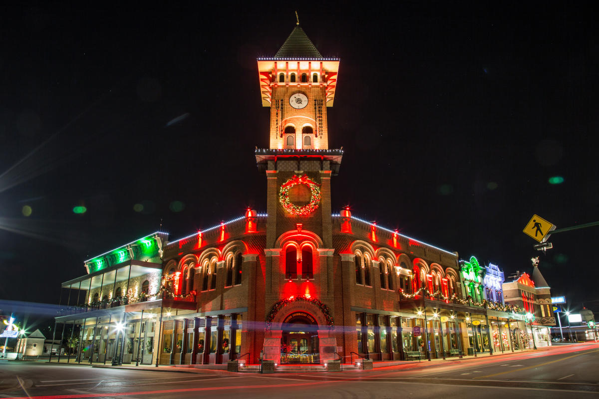 Christmas Capital of Texas 2018 Holidays in Grapevine TX