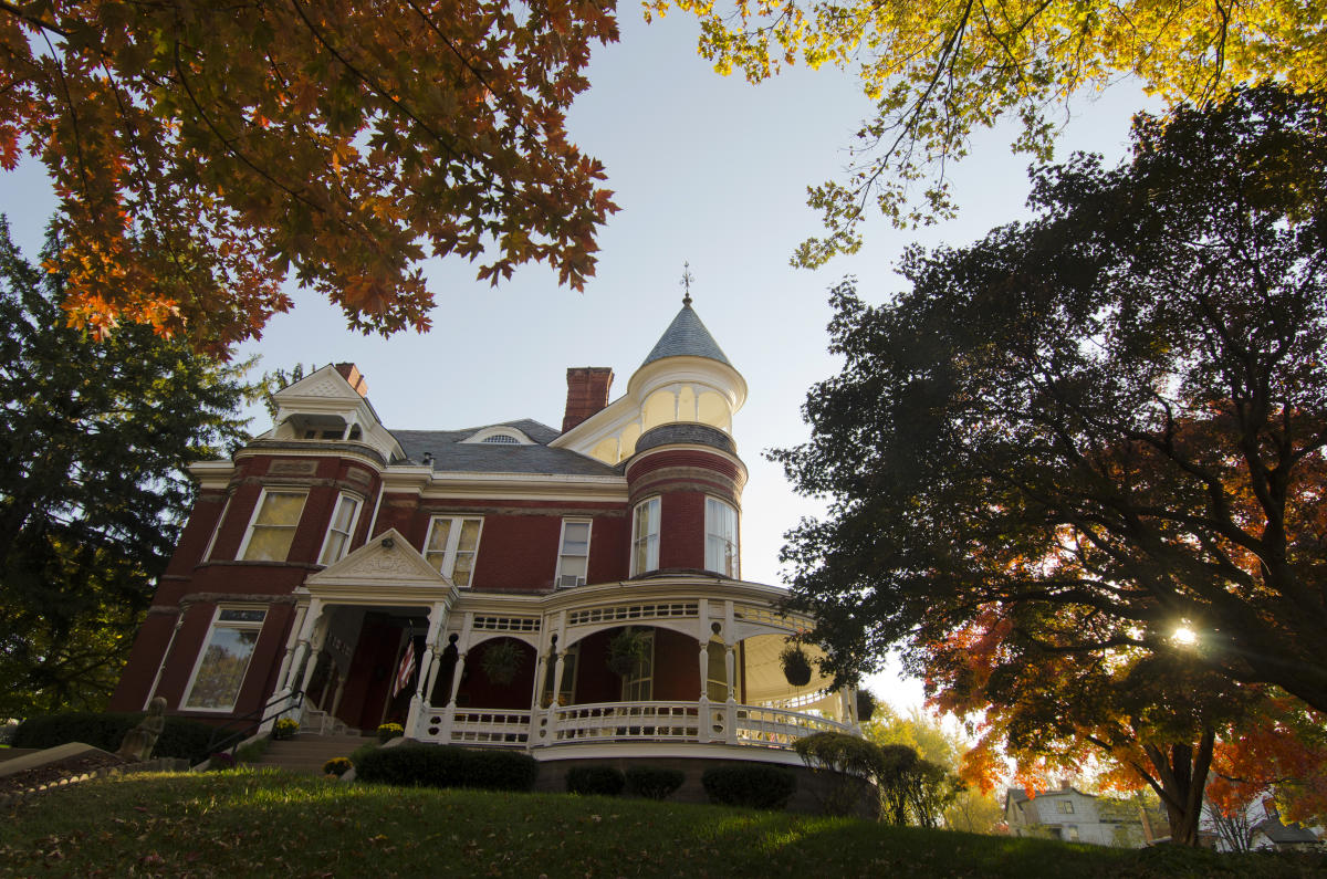 Haunted Road Trip Through Kansas Mansions Stories History Towns