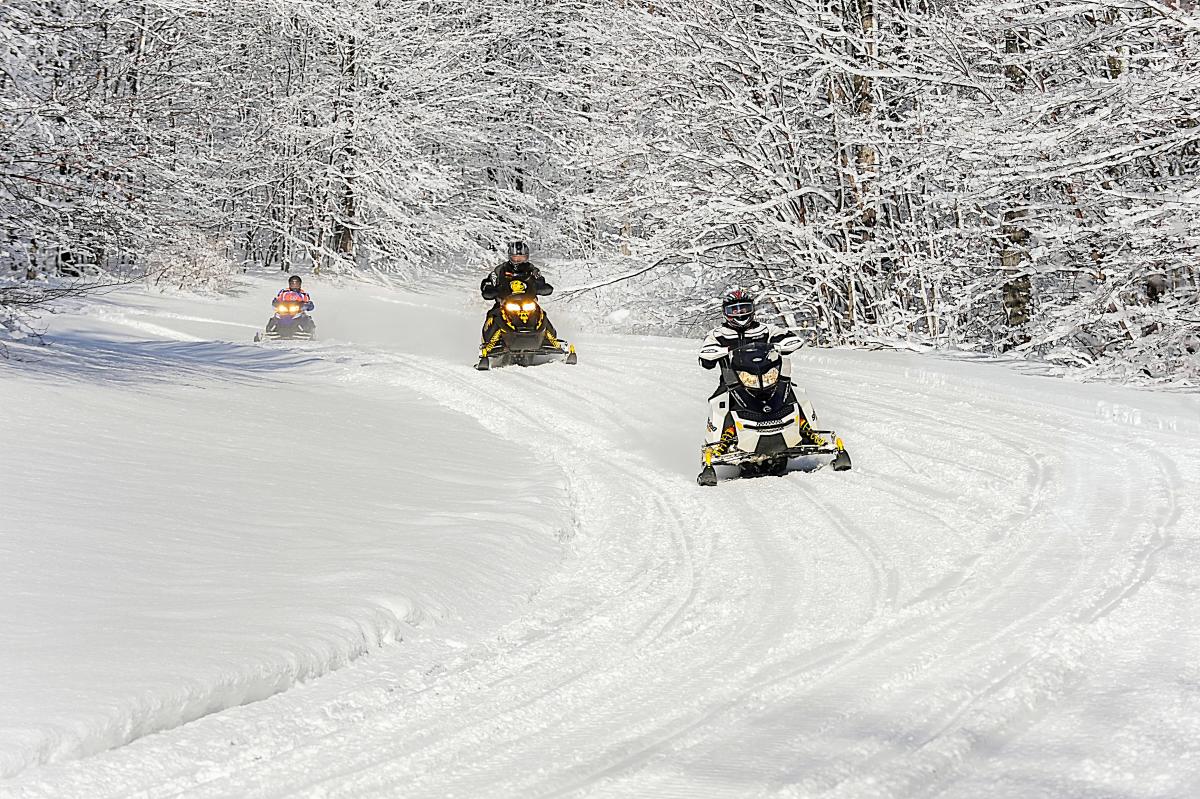 Snowmobiling in New York Trails, Events and Races