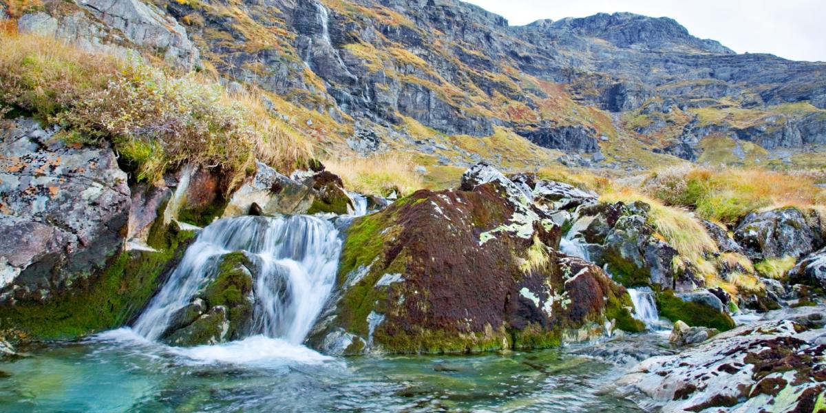Randonnée à Haugesund en Norvège | Fjords et chutes d'eau