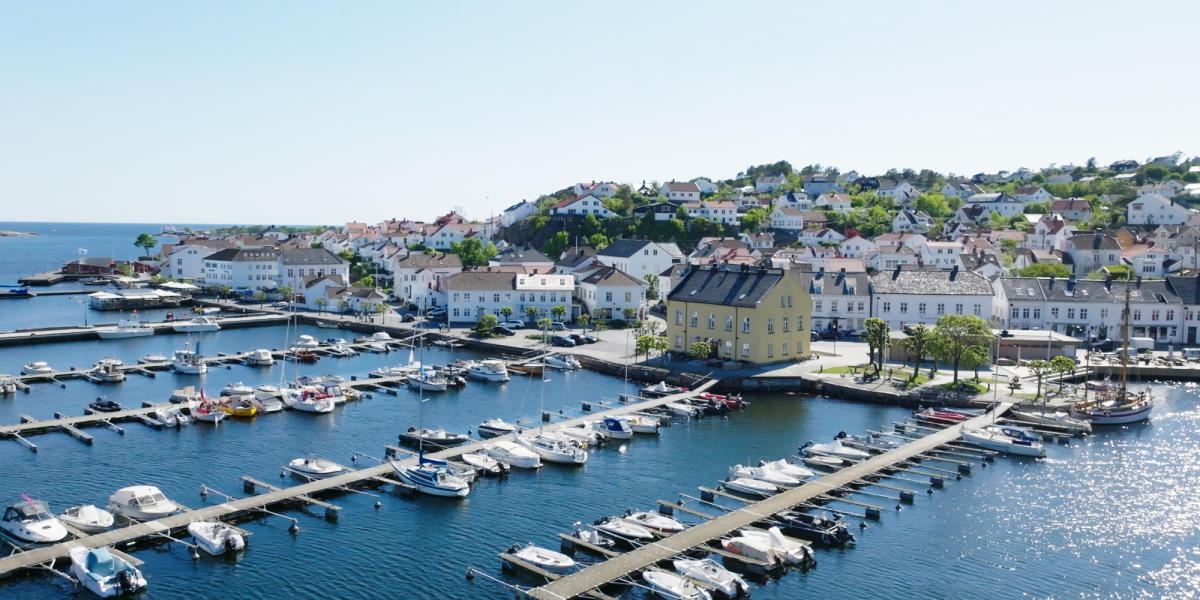 Risør | Trehus, idyllisk skjærgård og Trebåtfestivalen