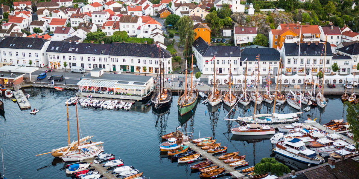 Risør | Trehus, idyllisk skjærgård og Trebåtfestivalen