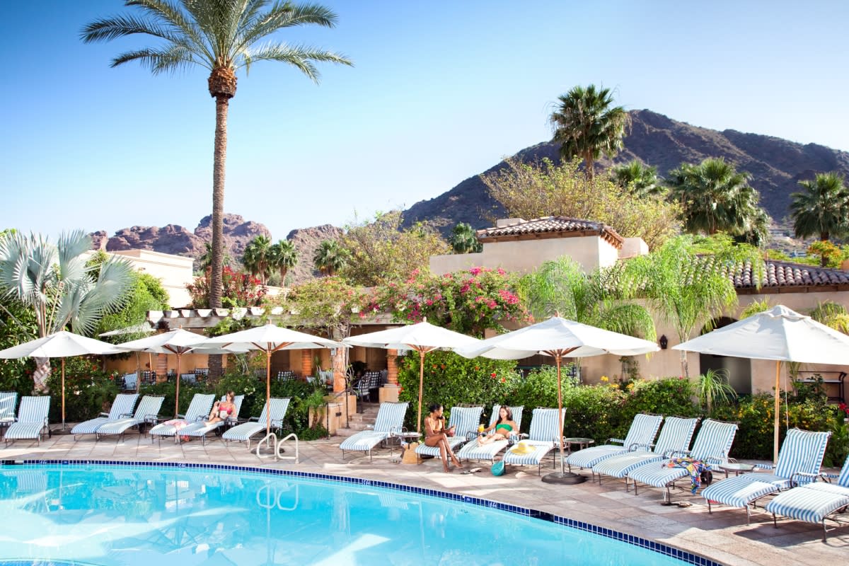 Phoenix Vacation Packages  Special Offers  Hotel Deals