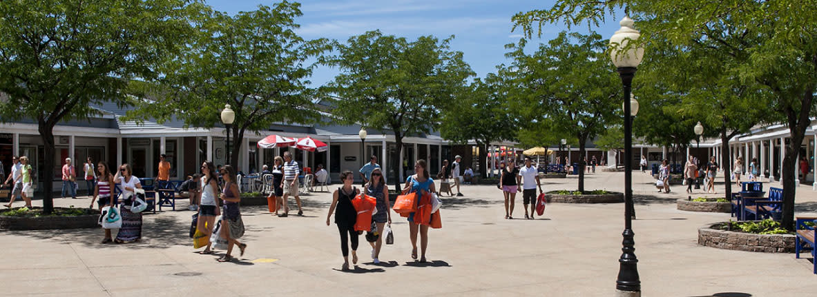 Michigan City Ping Lighthouse Place Outlets More