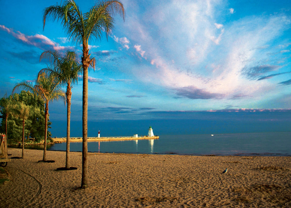 Ontario's Southwest Port dover beach