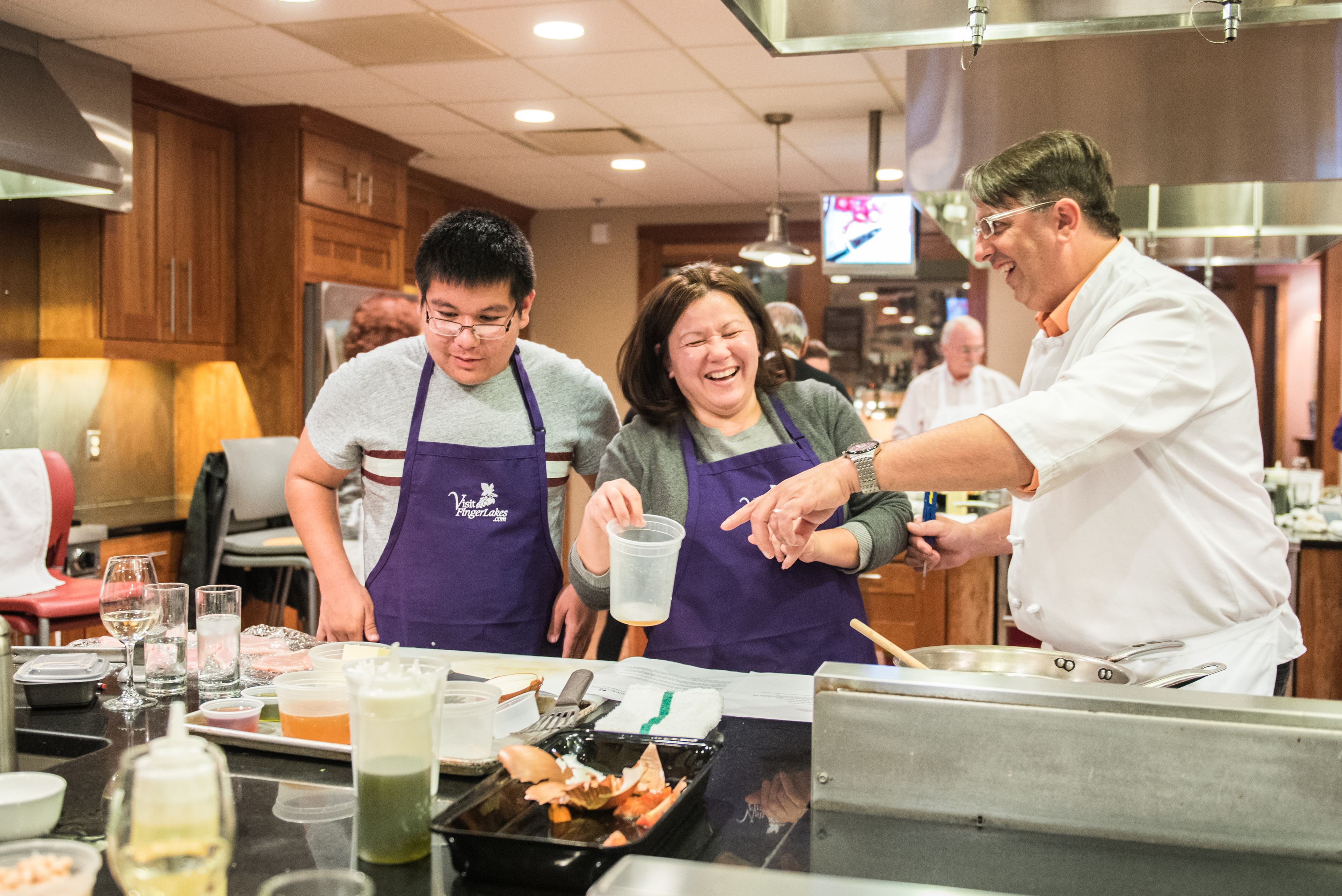 nywcc-canandaigua-hands-on-kitchen-laughing