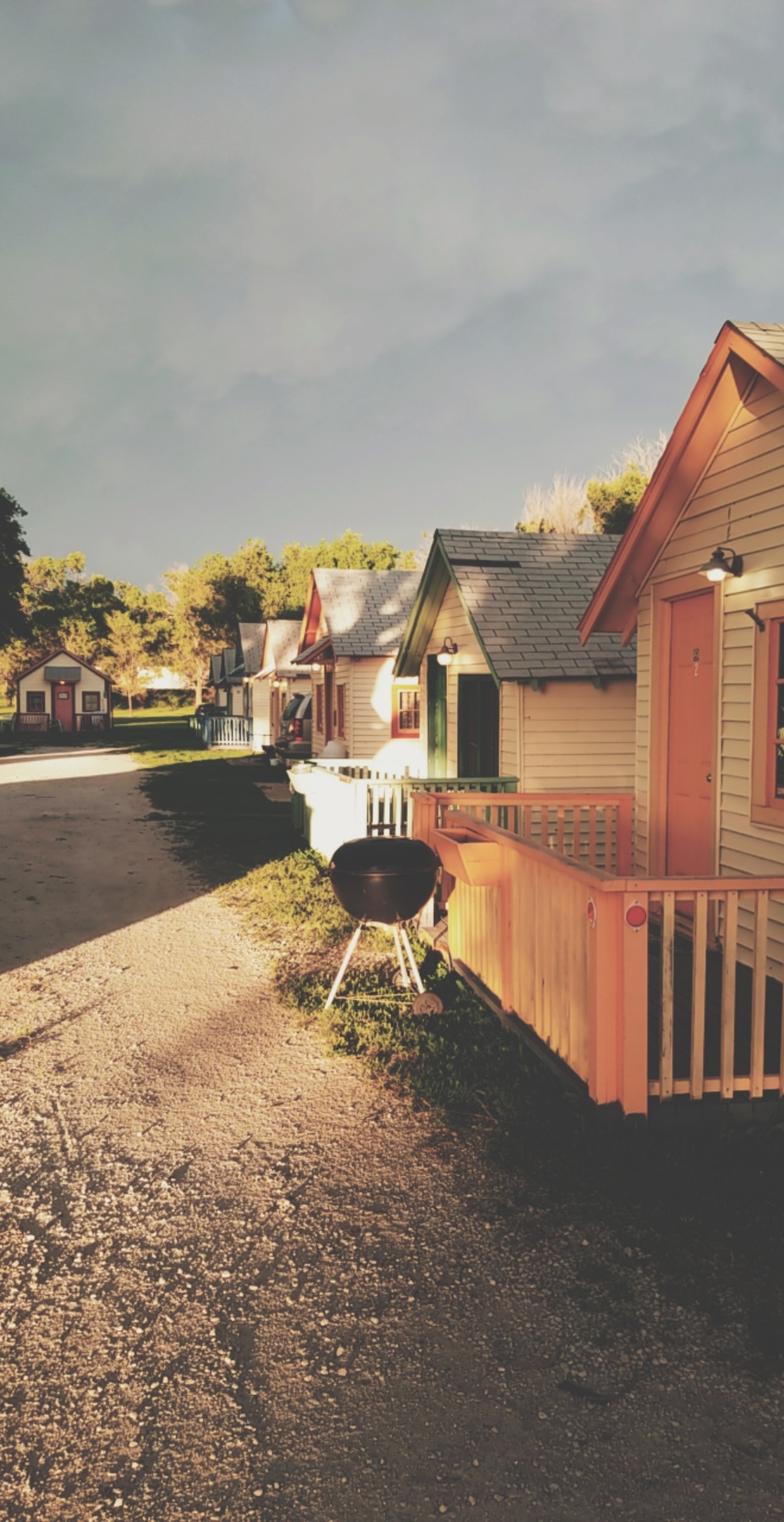 Shady Grove Cabins | Downs Kansas