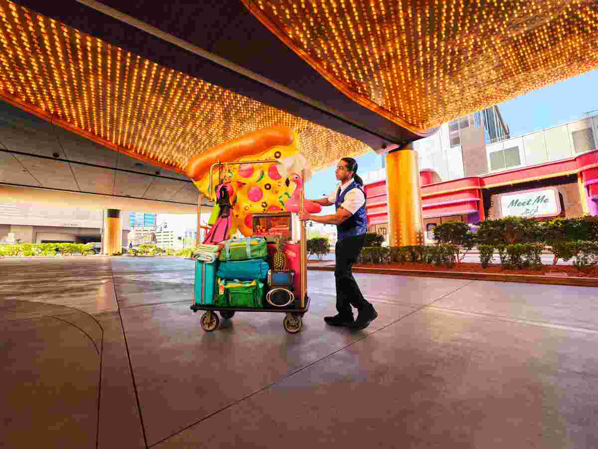 Endless Summer bellhop cart, Circa Resort valet